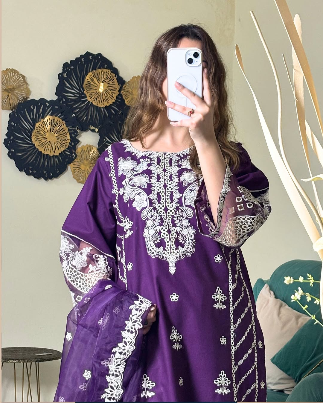 Dress code - 285